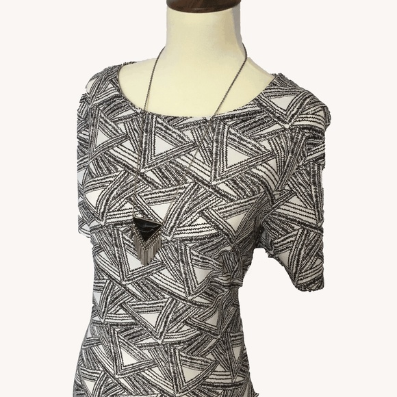 Topshop Dresses - Sketchy Triangles Dresss Topshop Dresses - Sketchy Triangles Dresss