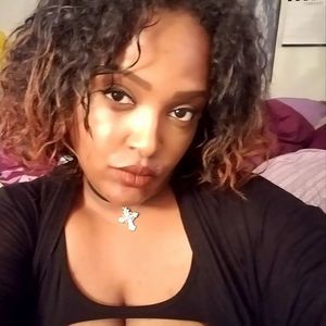 Meet your Posher, Tenesha