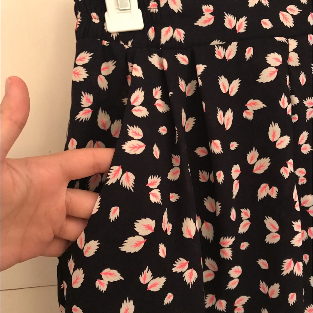 Patterned Shorts - image 5