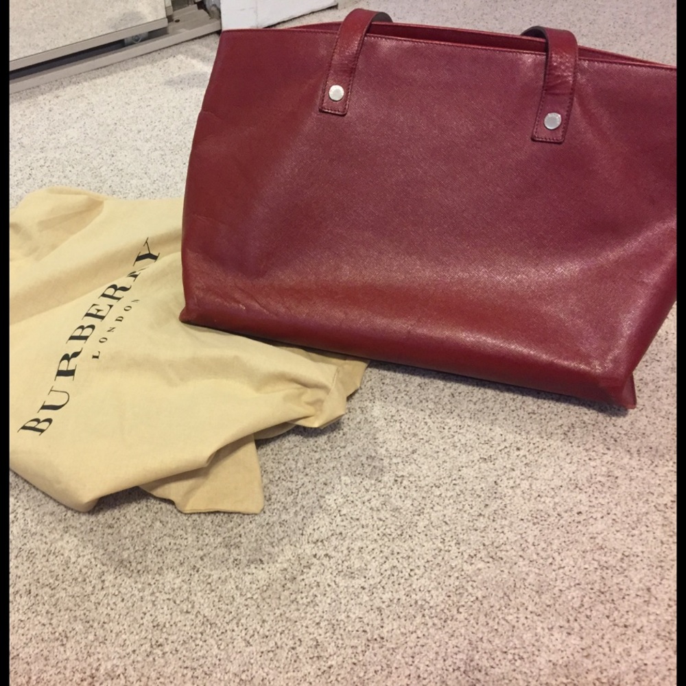 Burberry-Red Leather oversized tote bag!