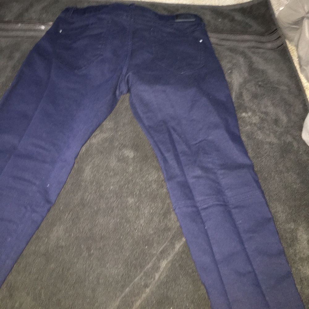 Jeans - Picture 3 of 3