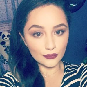 Meet your Posher, Isaura