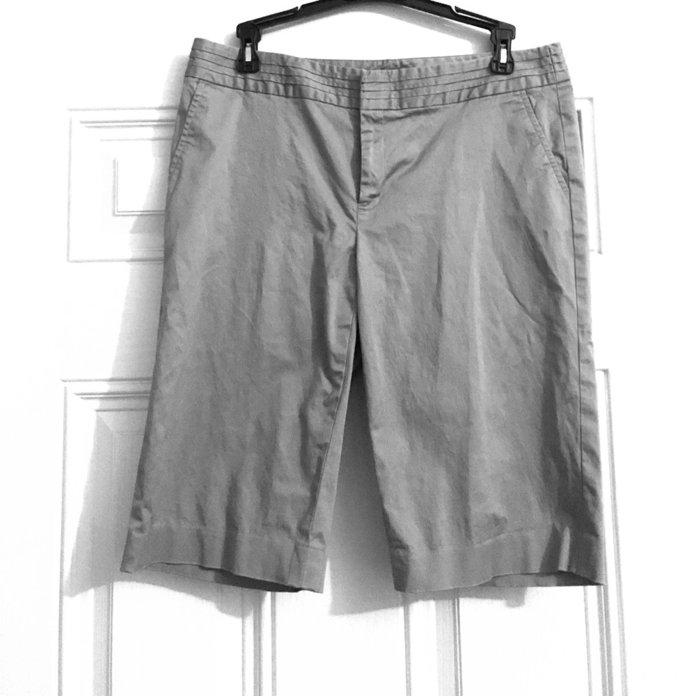 Stretch gray shorts