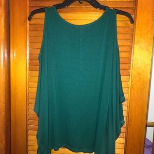 Green Bat-winged blouse ☘️