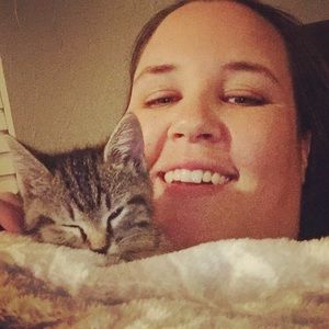 Meet your Posher, Cara