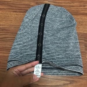 Lululemon adjustable snap beanie
