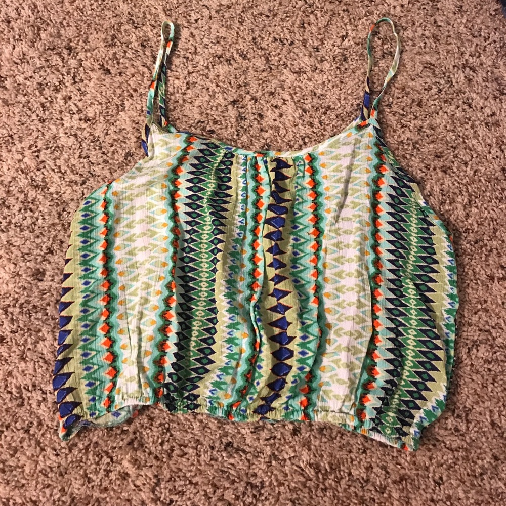 Crop top