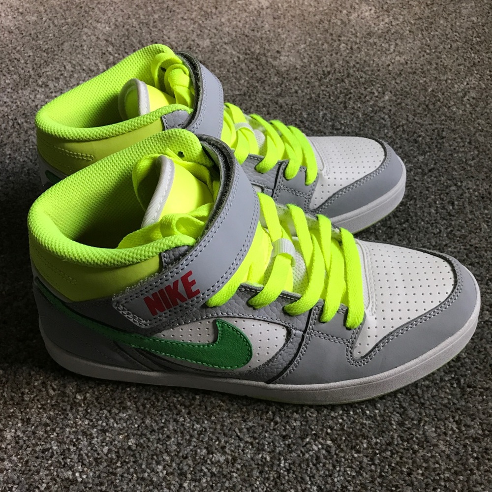 6Y Nike Mogan Mid 2 Jr. Kids' Mid-Top Skate Shoes