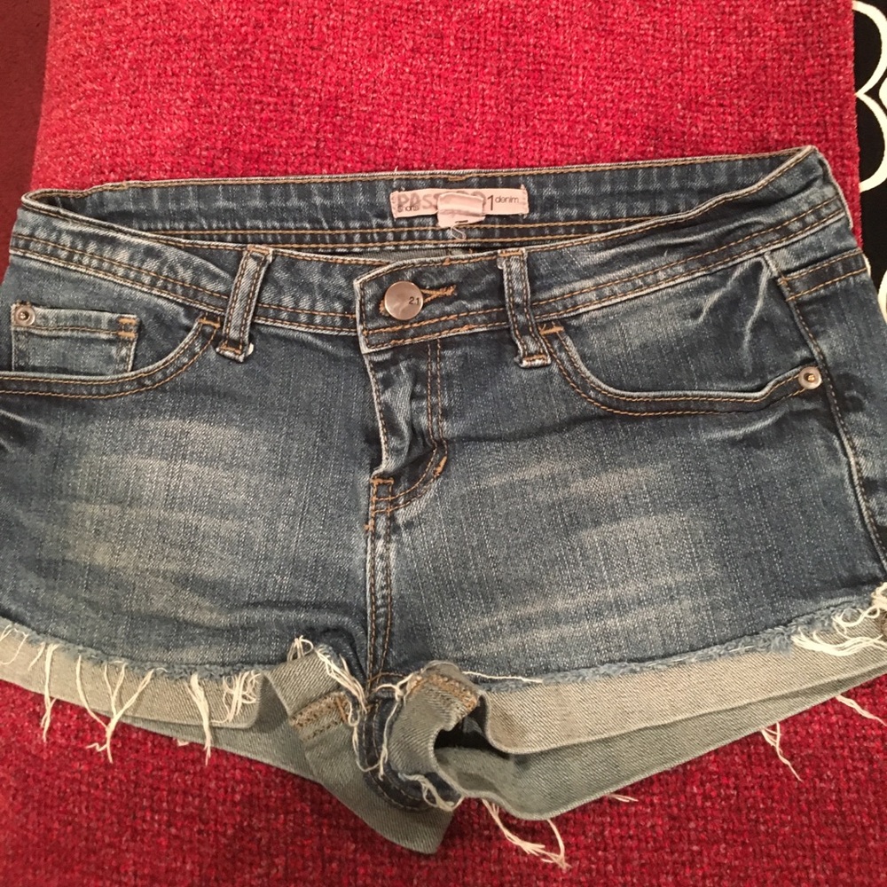 Denim shorts!