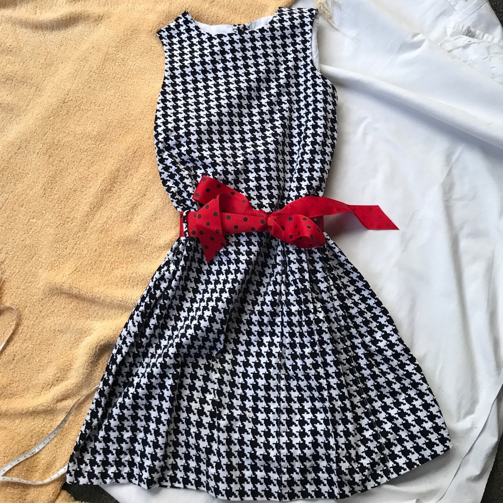 Chabre' Black Houndstooth dress, size 10 girl