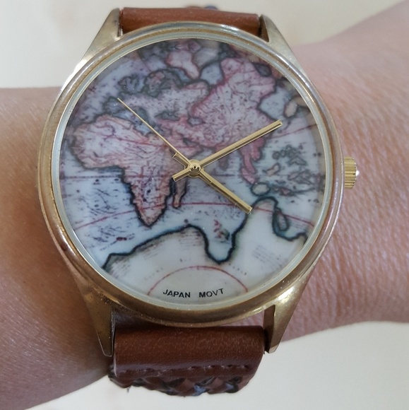 Watch - Picture 2 of 4