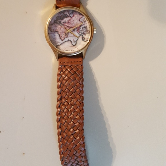 Watch - Picture 4 of 4