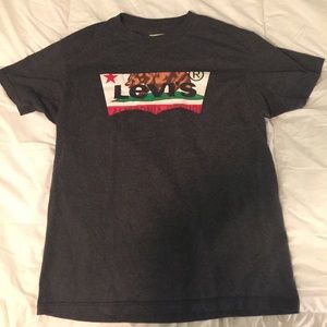 Levi's t shirt