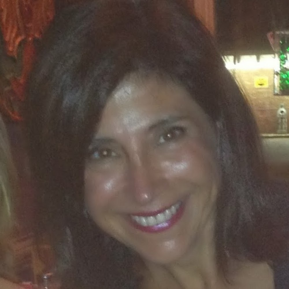 Meet your Posher, Esther