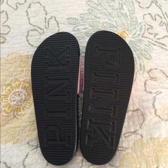 Victoria's Secret Pink Slides - Picture 2 of 2