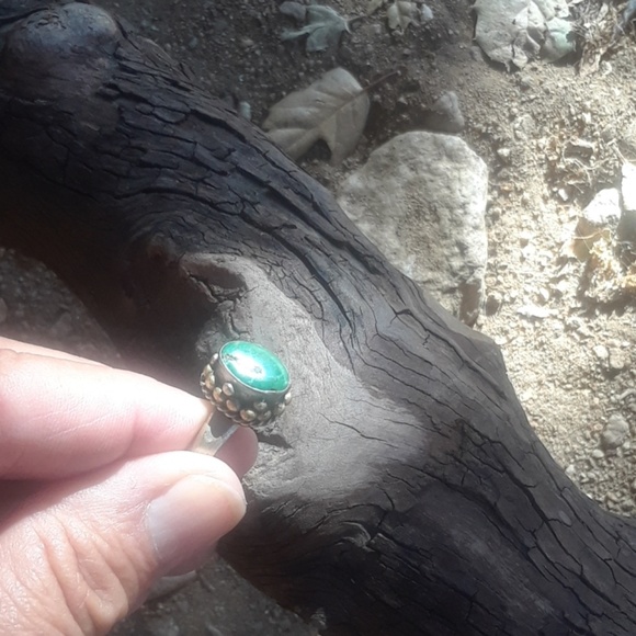 Ring - Picture 2 of 3