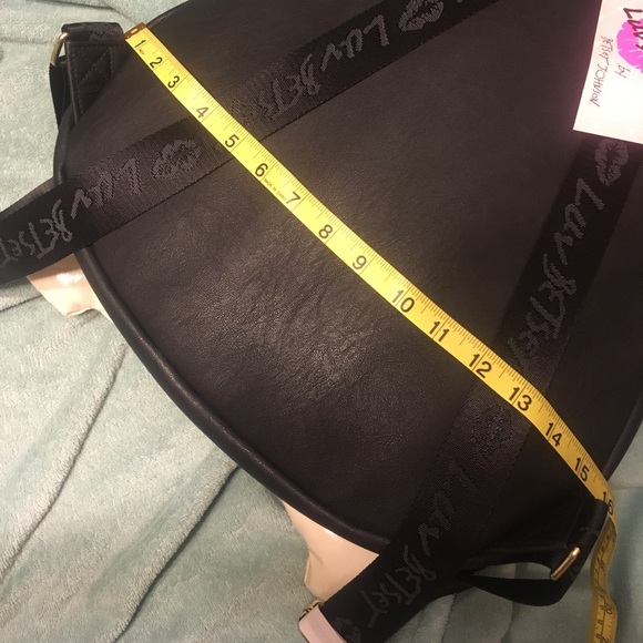 Betsey Johnson sumo bag - Picture 5 of 6