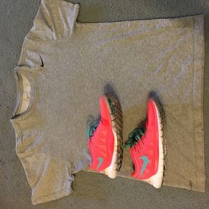 Nike Free 5.0s + FREE Nike shirt
