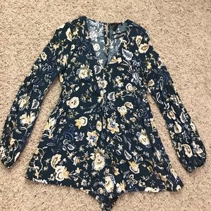 V neck Floral Romper