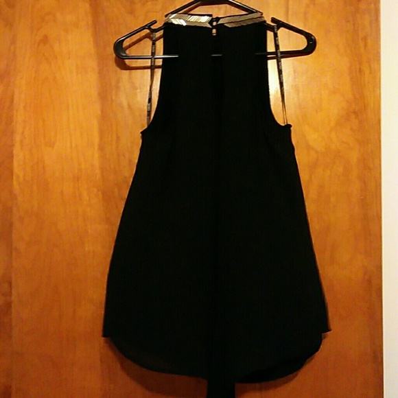 XOXO going out top - Picture 3 of 3