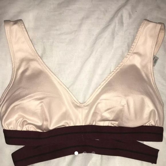 Sports bra - Picture 1 of 3