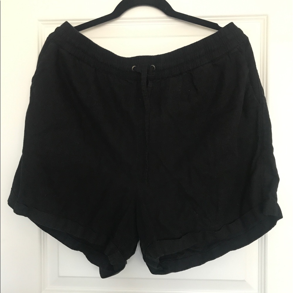 Black Linen Shorts