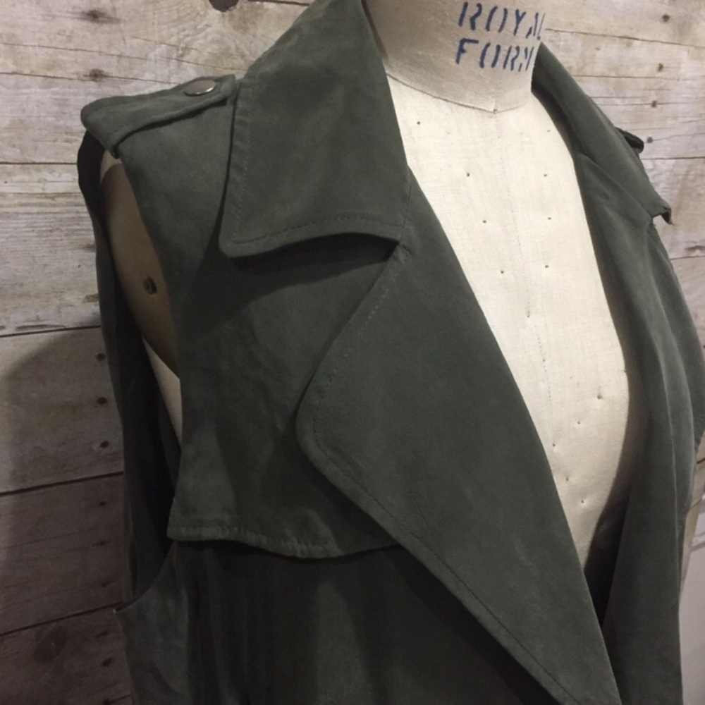 ANTHROPOLOGIE moss long silk vest! - Picture 4 of 6