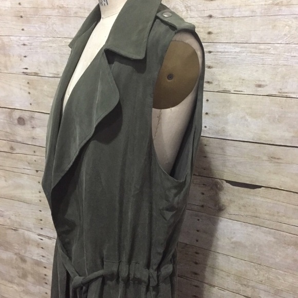 ANTHROPOLOGIE moss long silk vest! - Picture 3 of 6