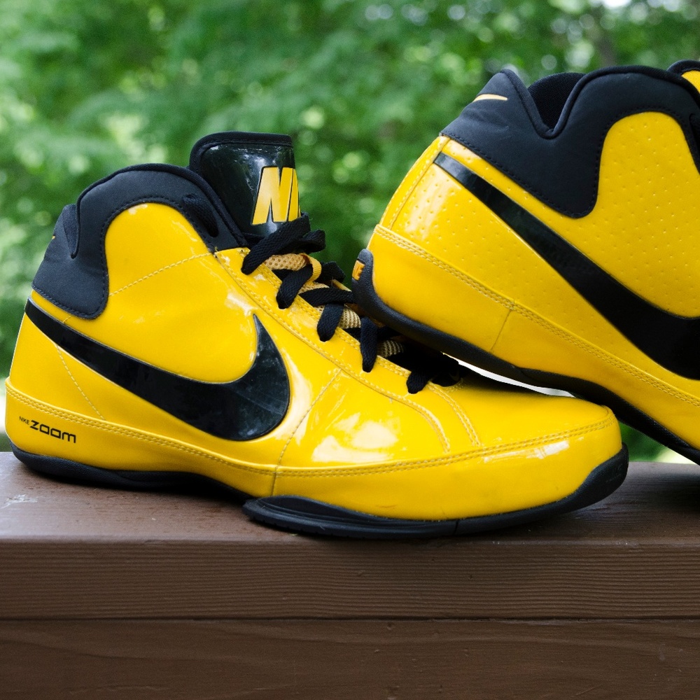 Nike ReFresh Shoes size 10.5