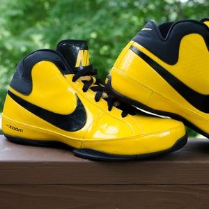 Nike ReFresh Shoes size 10.5