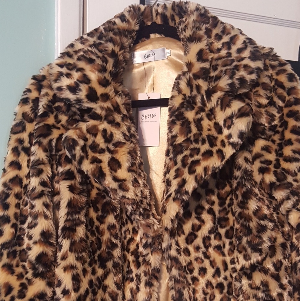 Leopard faux fur jacket