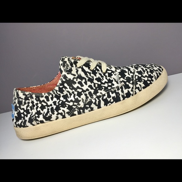 Women's TOMS Shoes - Picture 5 of 8