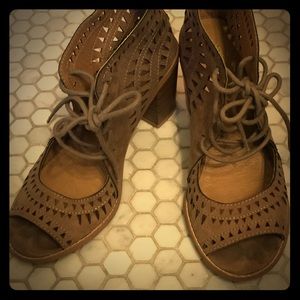 Brown peep toe heeled shoes. Used 3 times max.