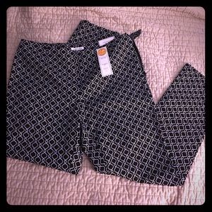 Black patterned ankle pants with tummy slimming