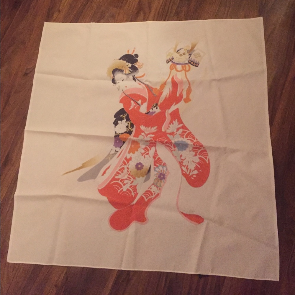 Geisha 💯 % silk scarf