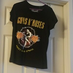Guns n roses t shirt