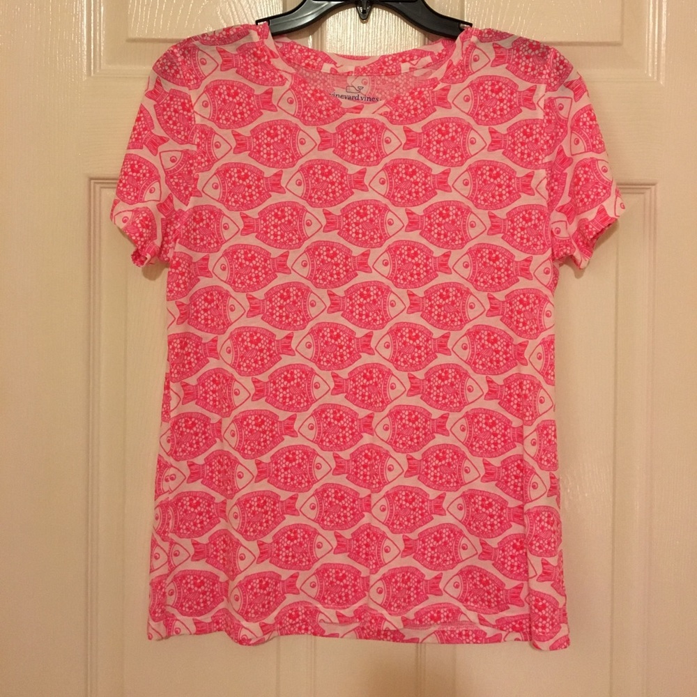 Vineyard Vines NWOT Tee