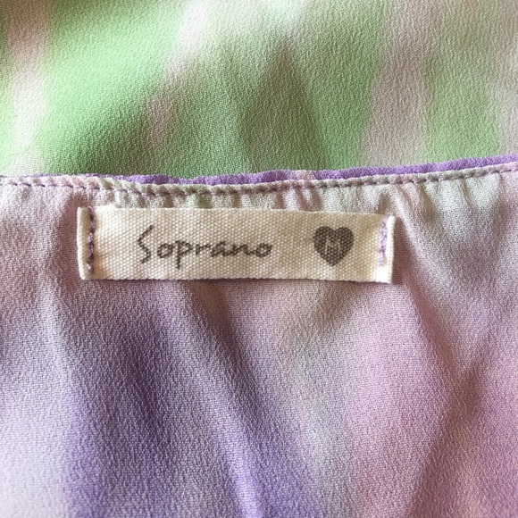 👚Soprano tie dye tank top• Medium👚 - Picture 4 of 8