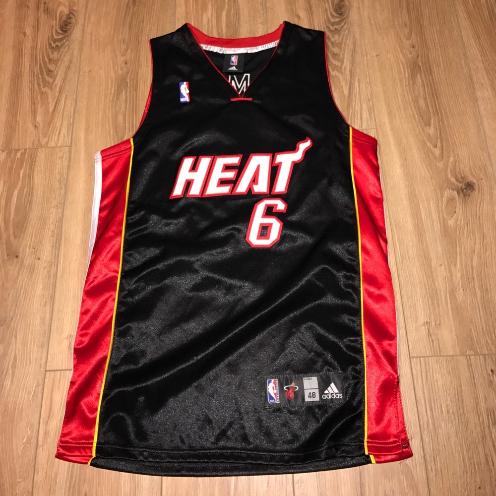 ✨🔥AUTHENTIC HEAT LEBRON JAMES JERSEY🔥✨