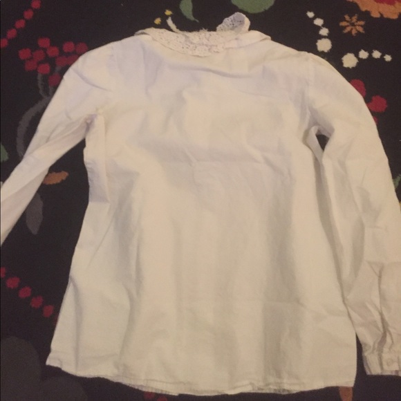 Button down - Picture 3 of 3