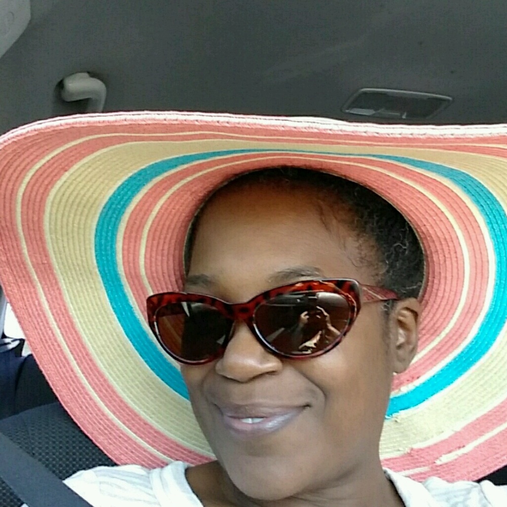 Meet your Posher, Dawn