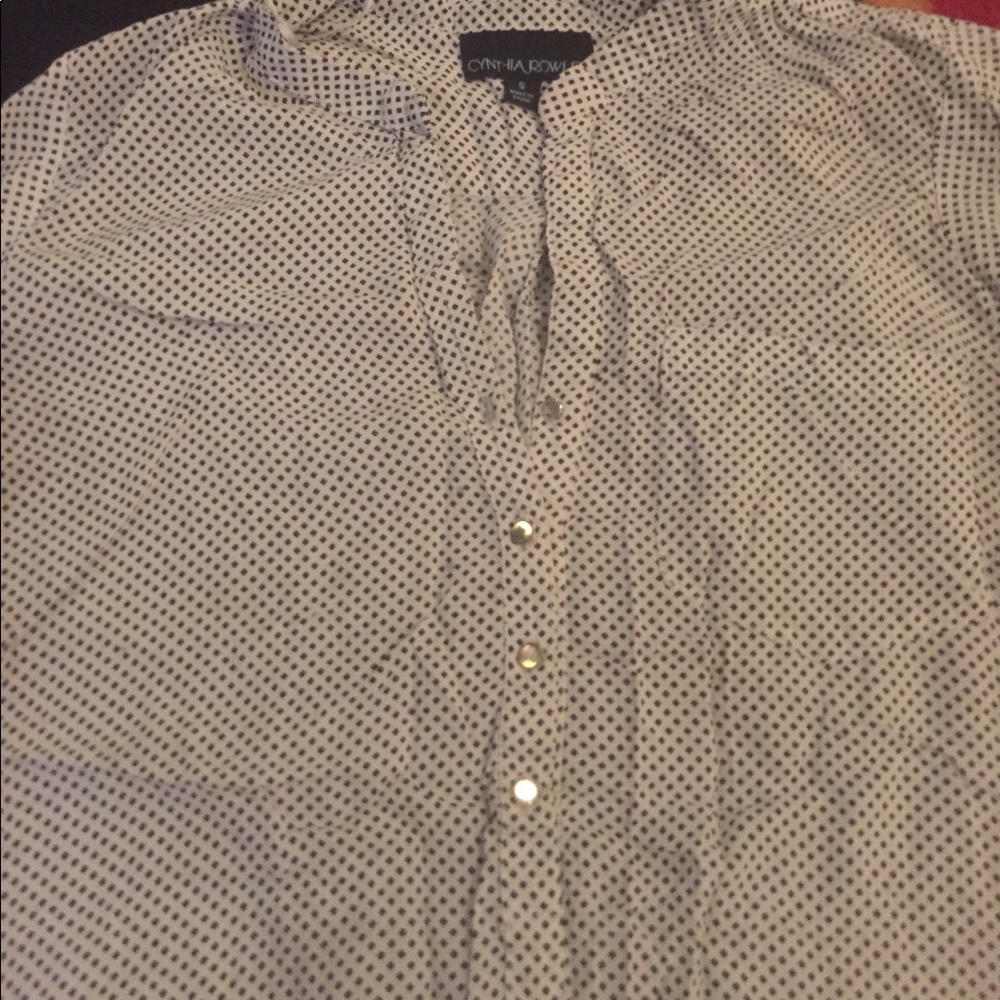 Button down - Picture 2 of 3