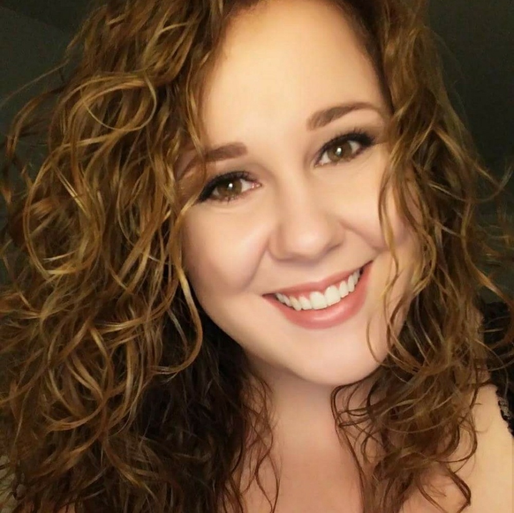 Meet your Posher, Stefani