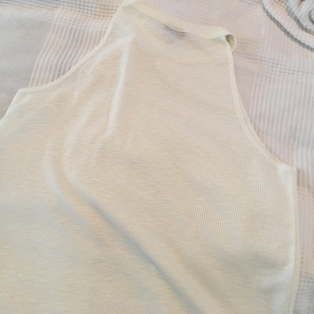 SALE! NWOT Topshop Ribbed High Neck Tank - Picture 4 of 8