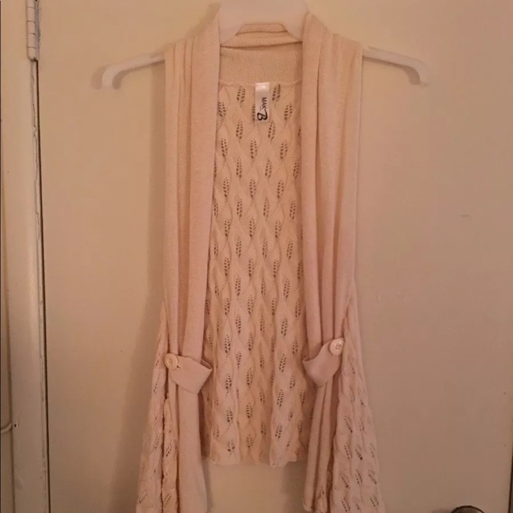 Women's NWOT Mak B