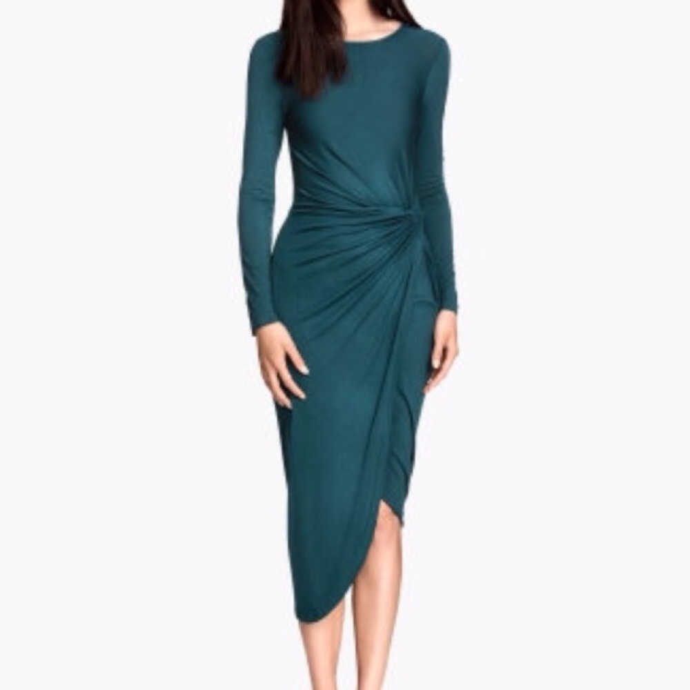 HM Asymmetric knot wrap dress in BURGUNDY.