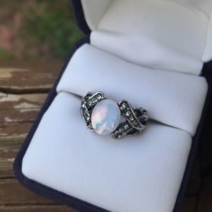 BOGO Fire Opal Antique Silver Ring Size 5 6 7