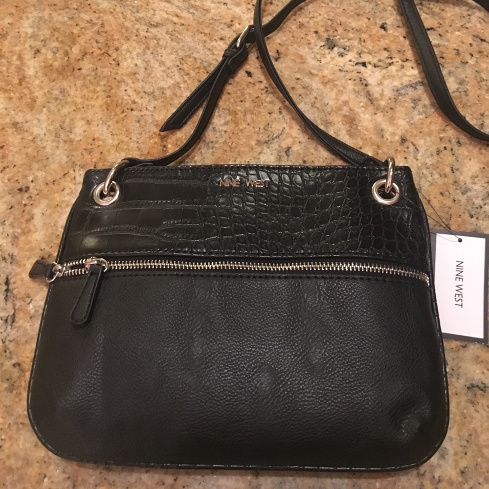 Black Nine West ladies Purse.