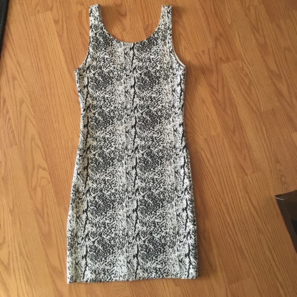 H&M body con dress