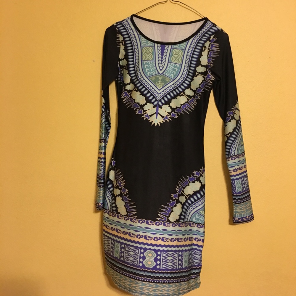 Dress - Picture 3 of 3